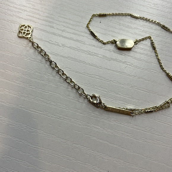 Kendra Scott Earring and Necklace Set - Picture 3 of 5